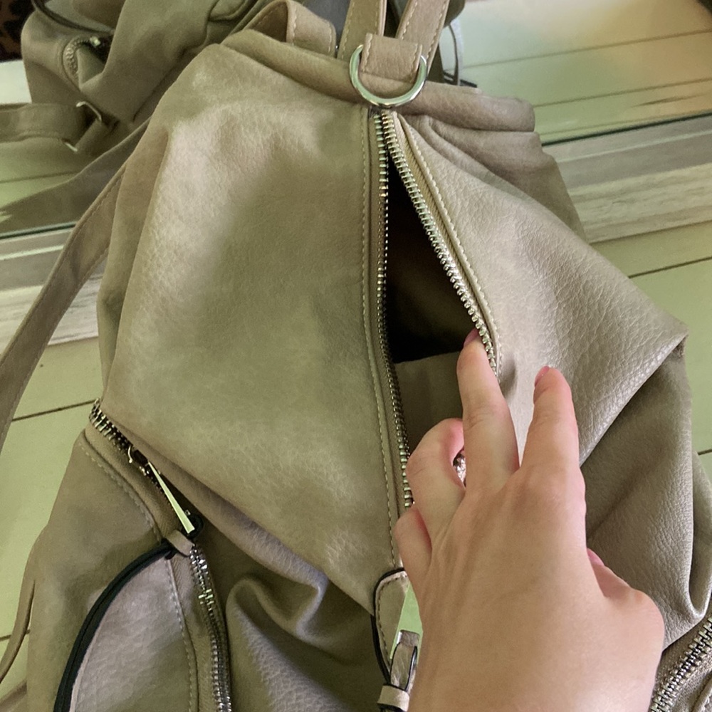 Leather Backpack - Picture 5 of 5